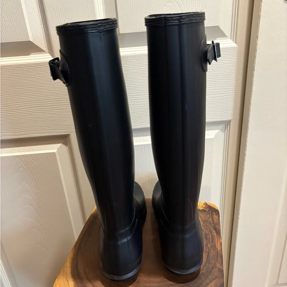 Hunter Original Tall Matte Black Rain Boots Size 9 + Large Boot Socks - Picture 3 of 5